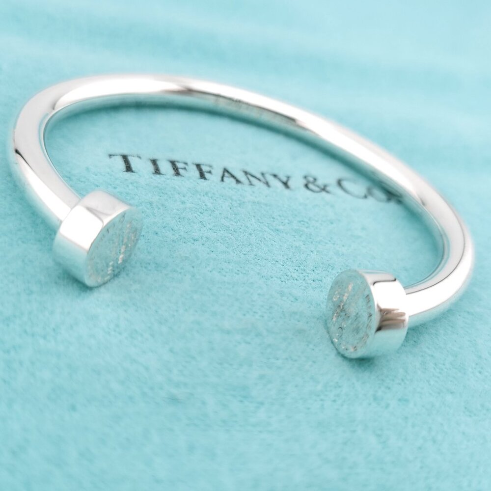 Return To Tiffany & Co. Sterling Silver Wide Circle Edge SMALL 5.75" in Bracelet